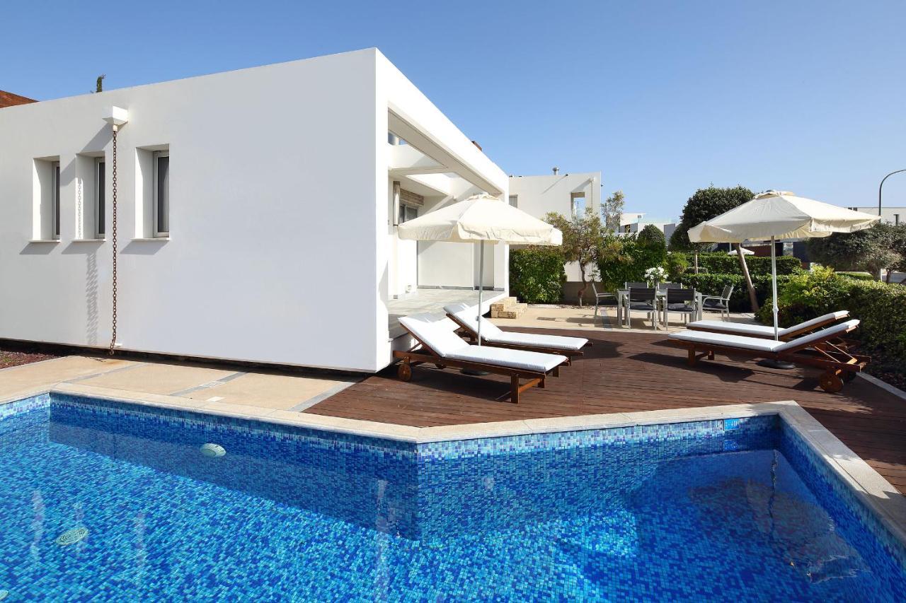 Paradise Cove Luxurious Beach Villas Paphos Exteriör bild