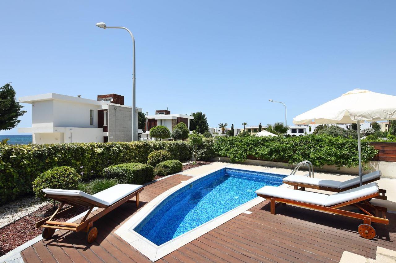 Paradise Cove Luxurious Beach Villas Paphos Exteriör bild
