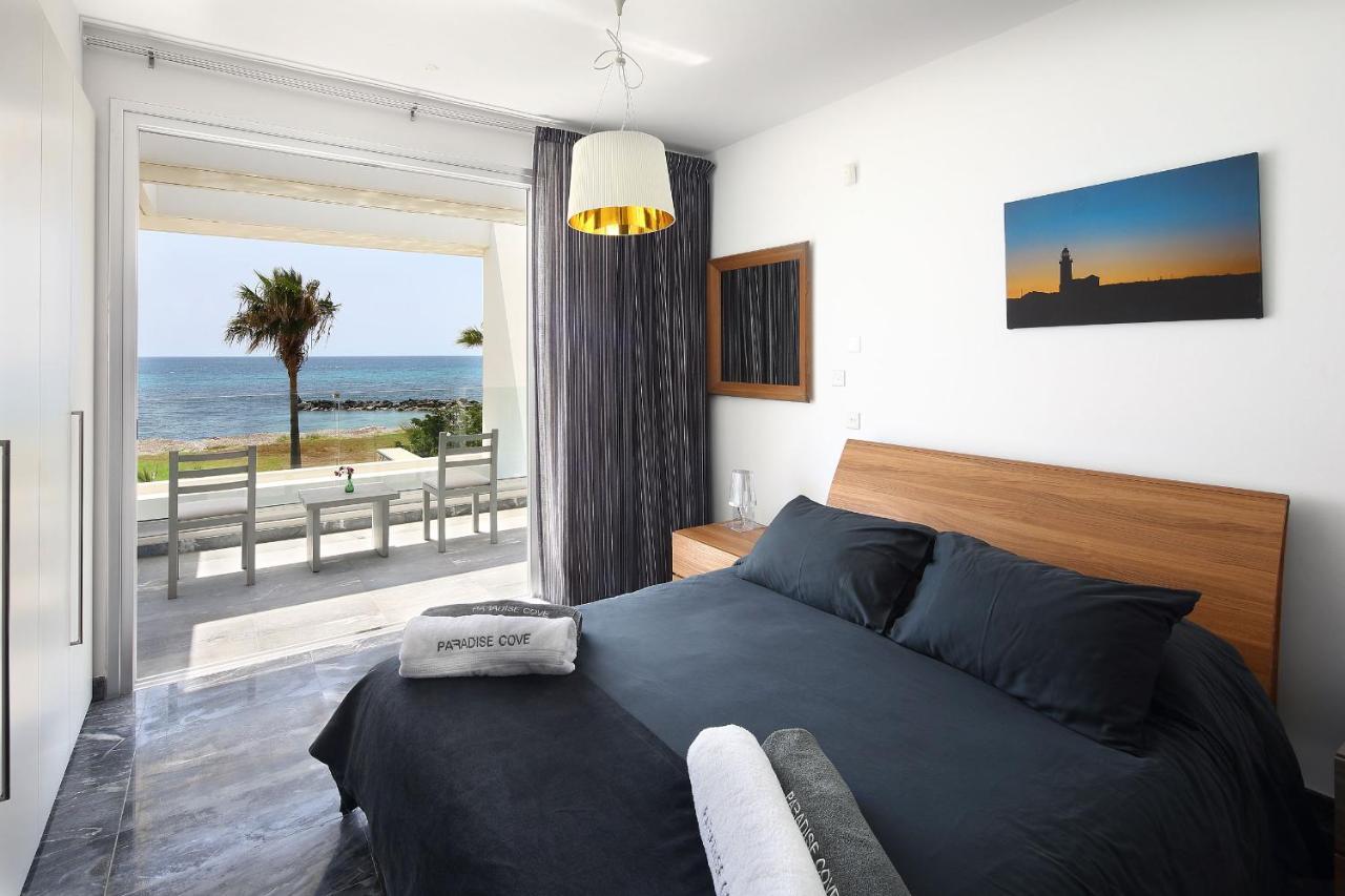 Paradise Cove Luxurious Beach Villas Paphos Exteriör bild