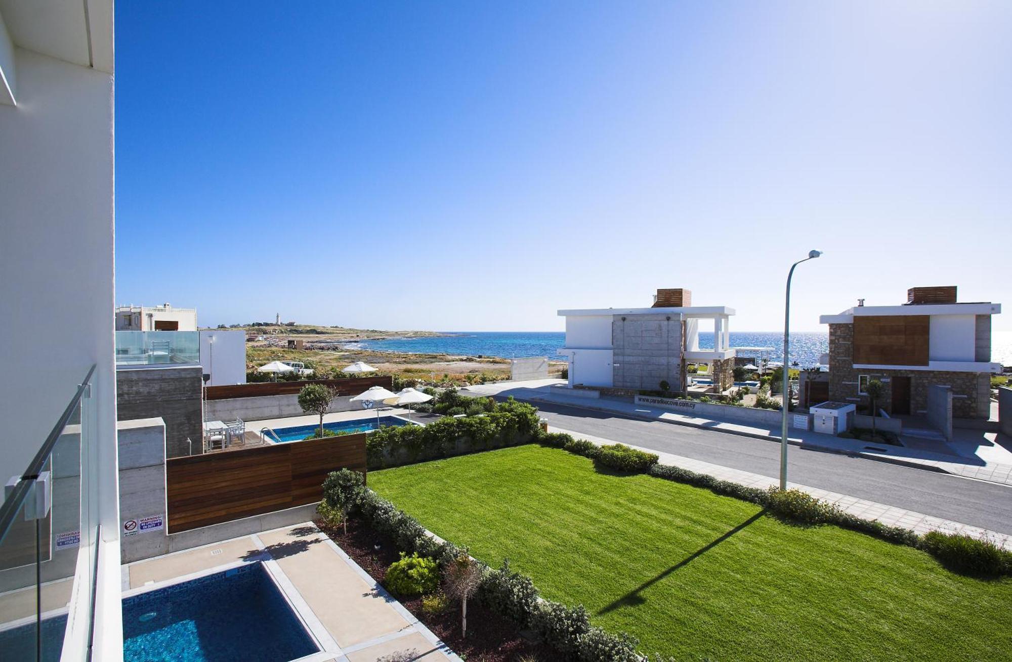 Paradise Cove Luxurious Beach Villas Paphos Exteriör bild