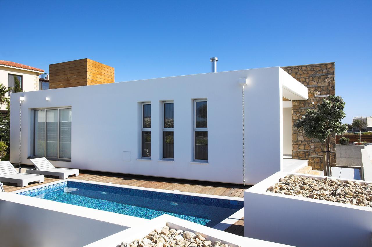 Paradise Cove Luxurious Beach Villas Paphos Exteriör bild