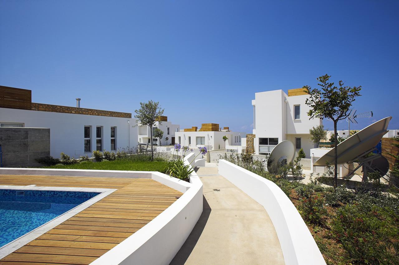 Paradise Cove Luxurious Beach Villas Paphos Exteriör bild